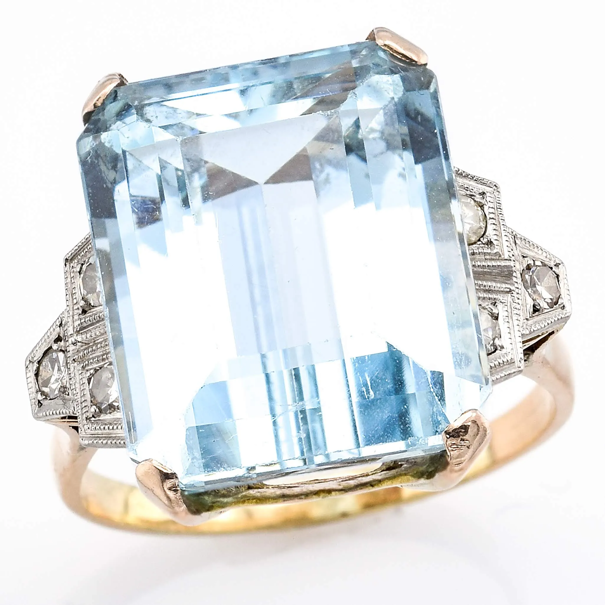 Antique 14K Gold 14.44 Ct Aquamarine & Diamond Cocktail Ring