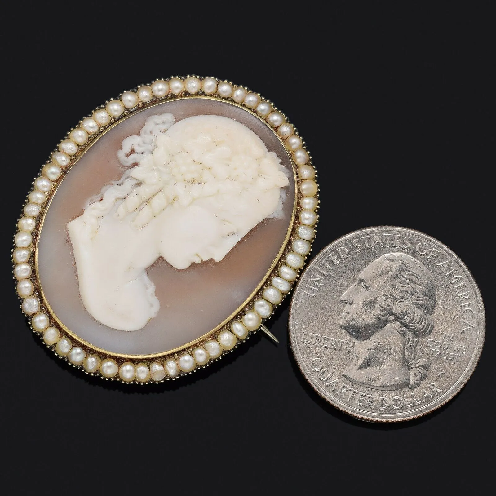 Antique 14K Yellow Gold Cameo Shell & Sea Pearl Oval Brooch Pin 13.5 Grams