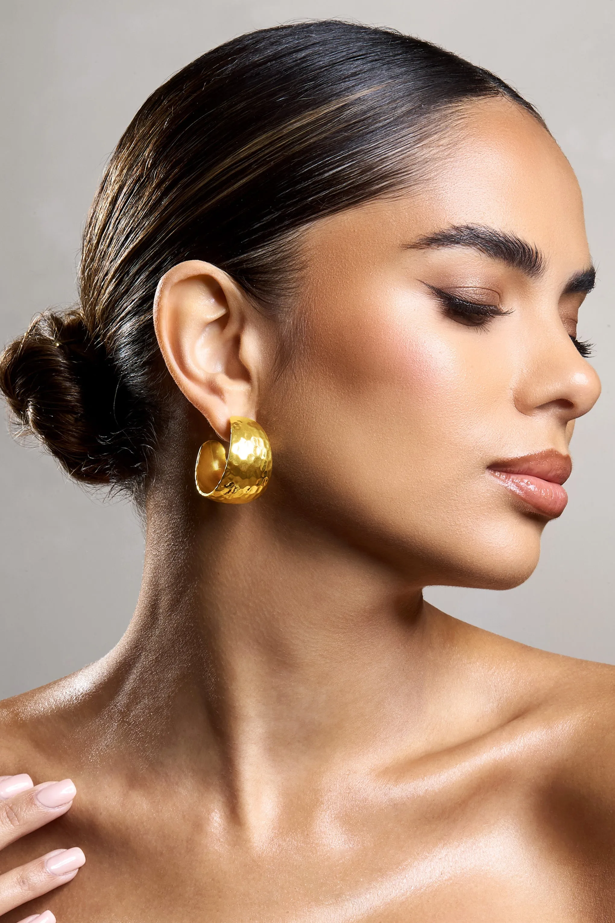 Crush | Gold Hammered Hoop Earrings