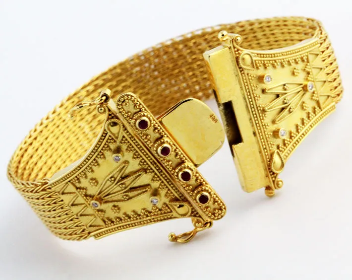 Cult of Hera Gold Bracelet