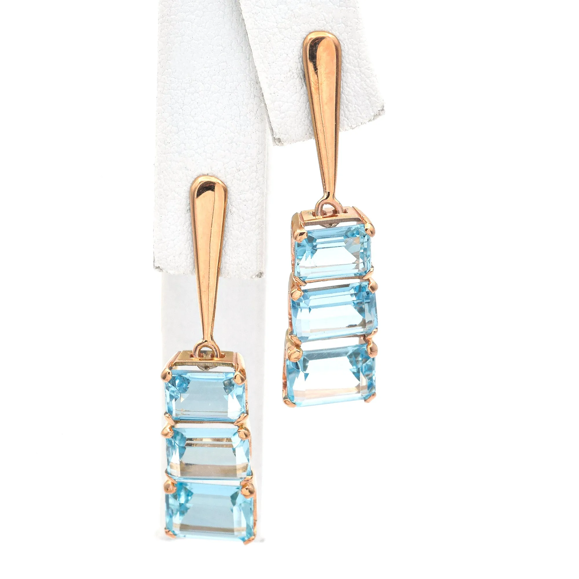 Estate 17K Yellow Gold Aquamarine Emerald Cut Screw-Back Drop Earrings