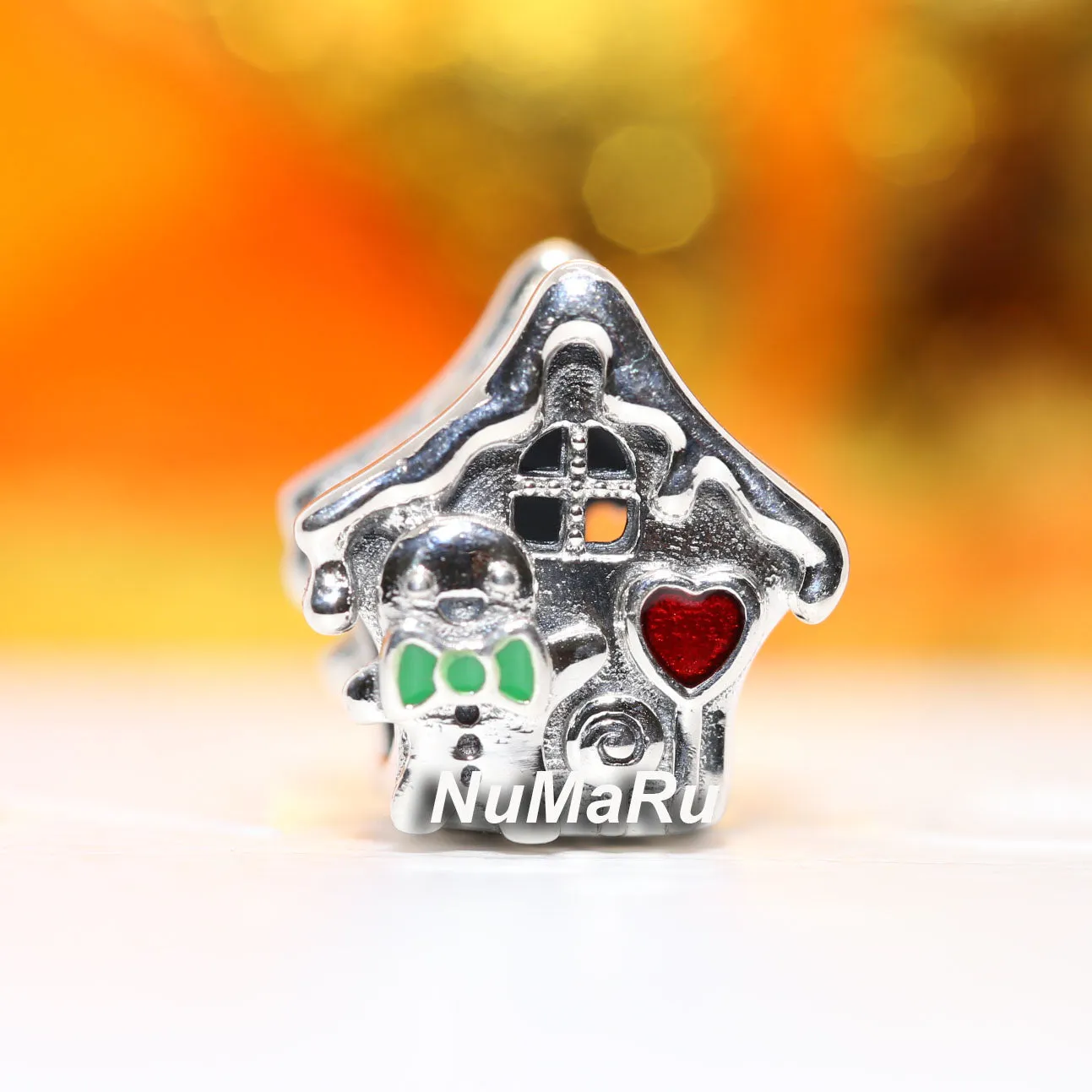 Gingerbread House Charm 792823C01