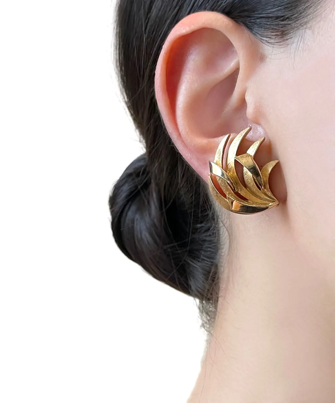 【USA輸入】 ヴィンテージ CROWN TRIFARI アブストラクト イヤリング/Vintage CROWN TRIFARI Abstract Clip On Earrings